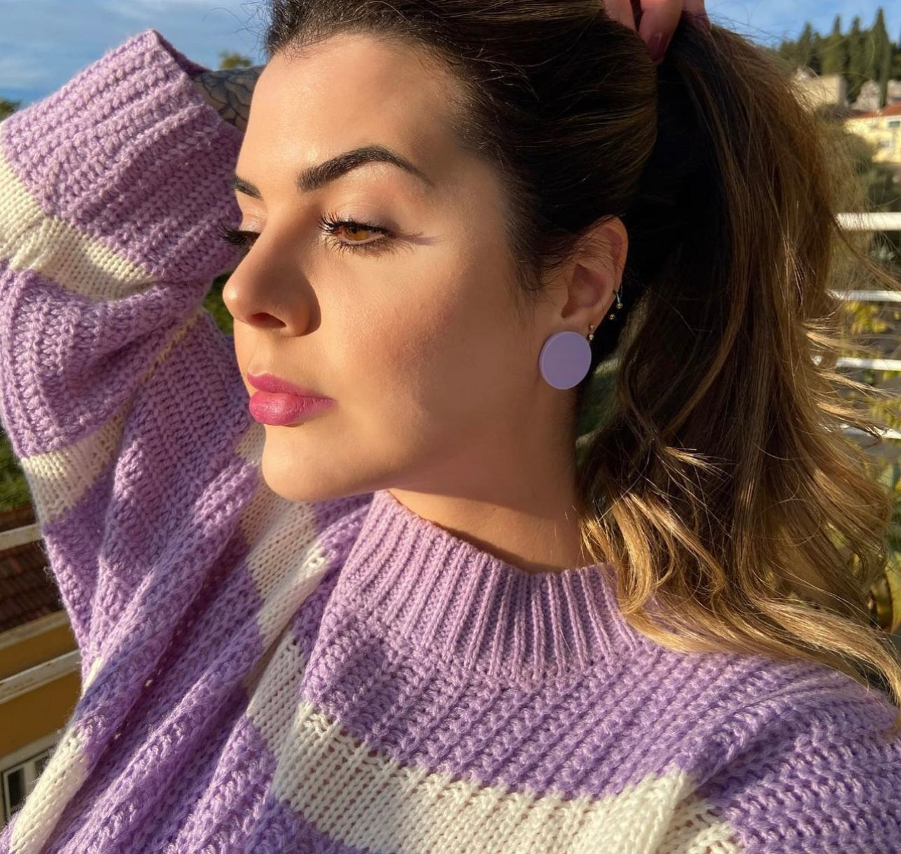 Let - round acrylic earrings